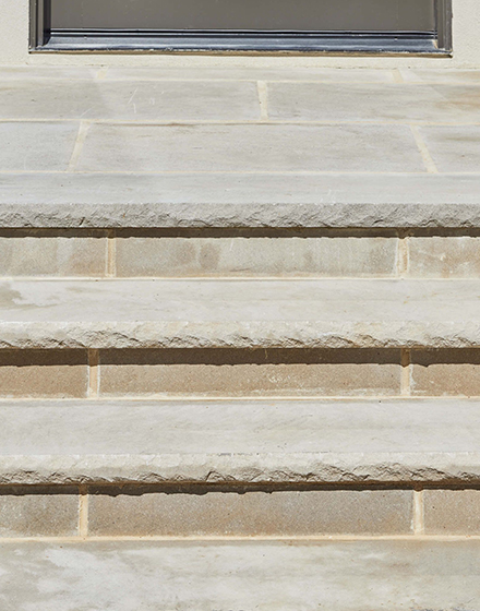 Treads